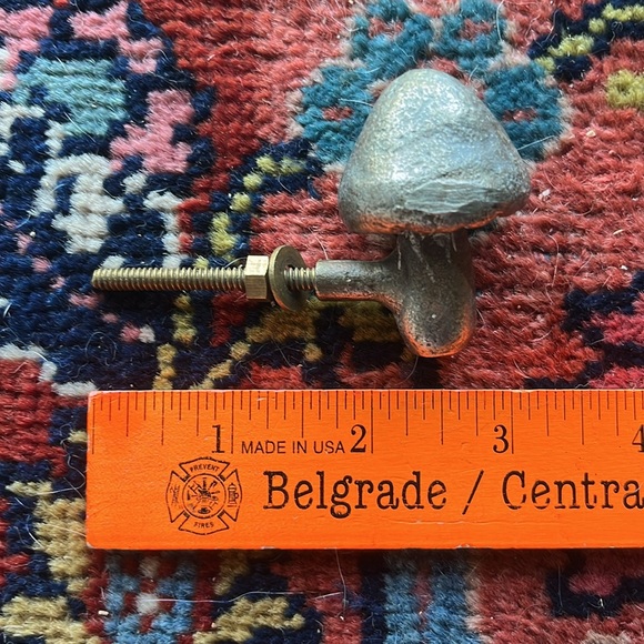 20% OFF BUNDLES! Furniture/Cabinet  Drawer/Door Knobs. 3 Mushroom & 1 Crystal. - Picture 9 of 14